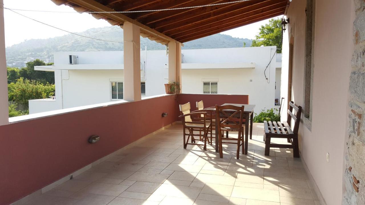 Agroktima Apartment Marmaron  Ngoại thất bức ảnh